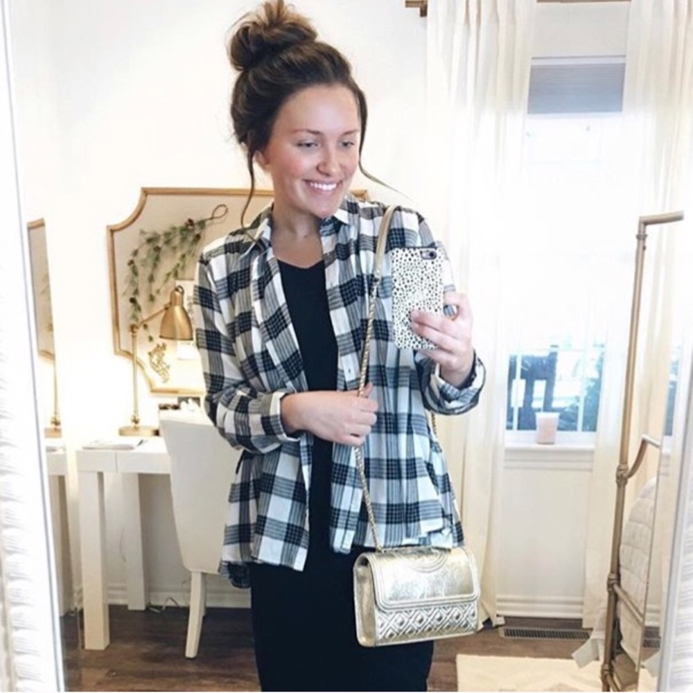 Black and White plaid shirt w/ ruffle hem